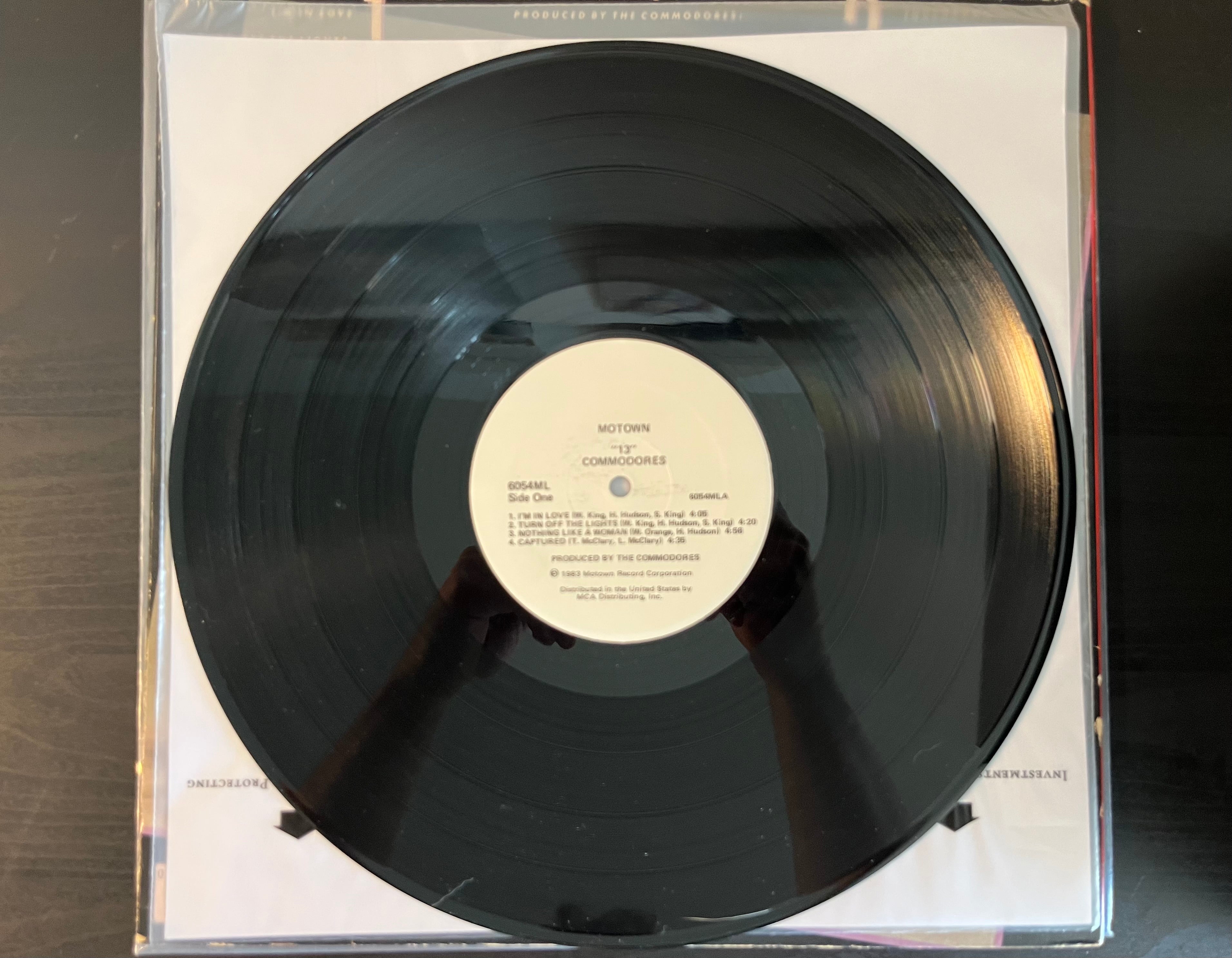 13 (1983) - Commodores 6054ML