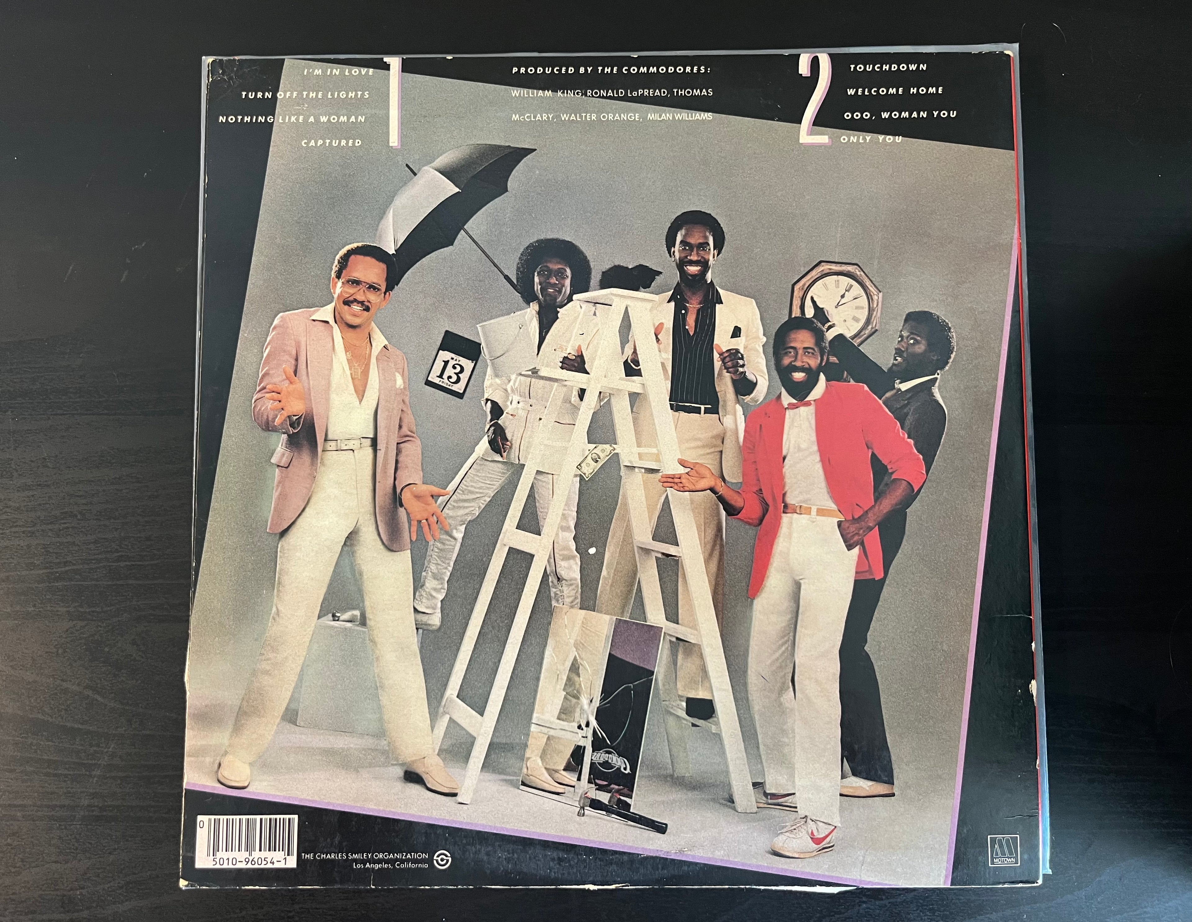 13 (1983) - Commodores 6054ML