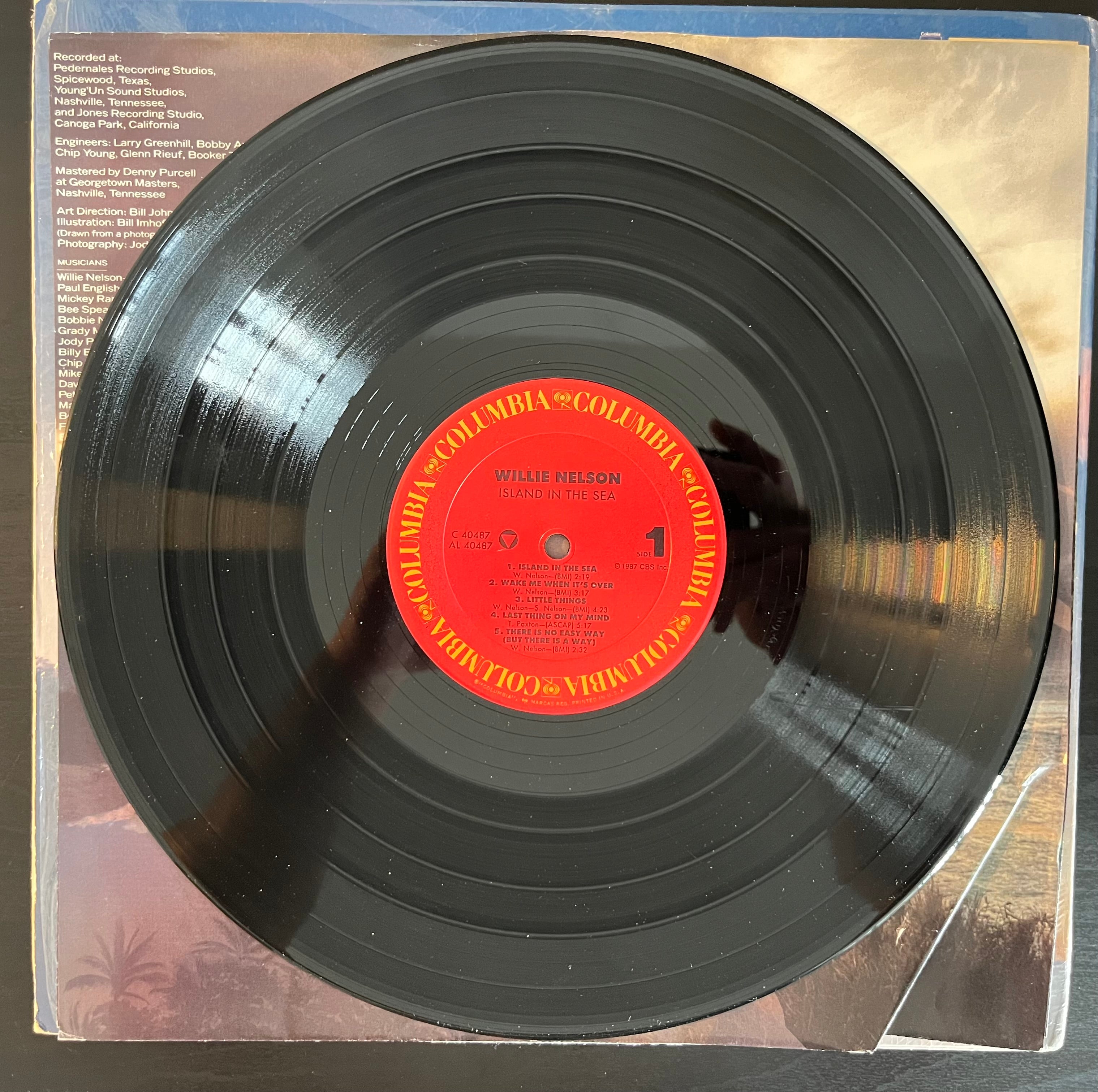 Island In The Sea (1987) - Willie Nelson FC 40487, C 40487